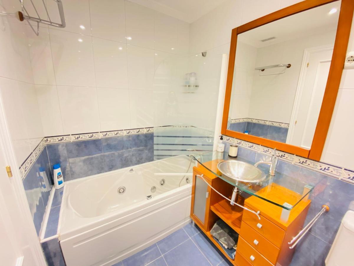 Bilbao Aeropuerto Apartment Дерио Екстериор снимка